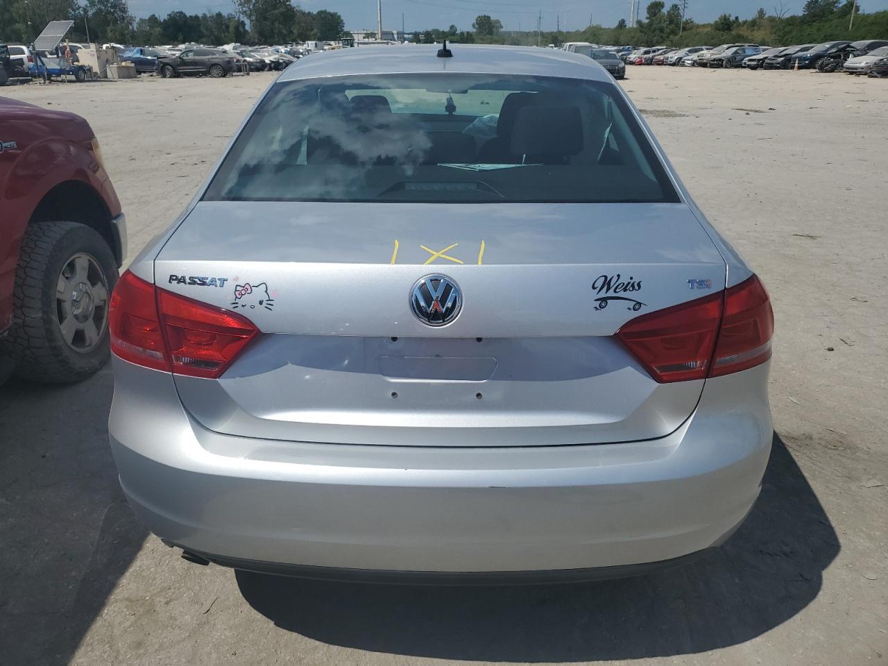 2014 Volkswagen Passat - Image 6