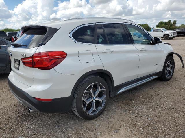  BMW X1 2017 Белы