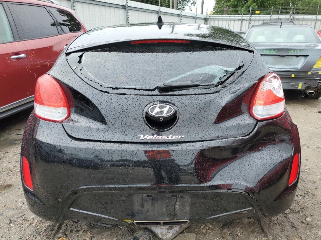 2017 Hyundai Veloster VIN: KMHTC6AD5HU317359 Lot: 72613144