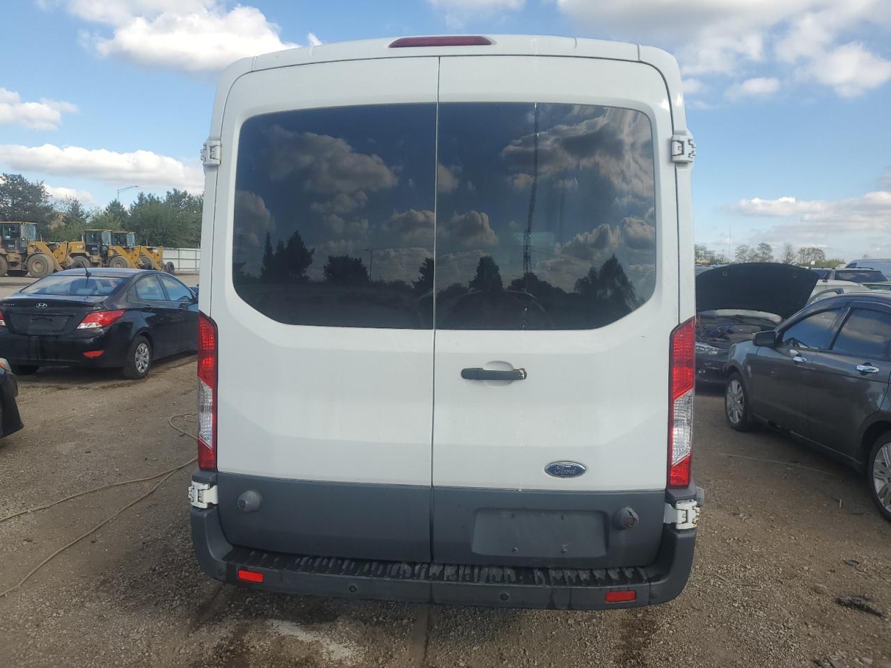 1FTNE2CM5FKA08545 2015 Ford Transit T-150