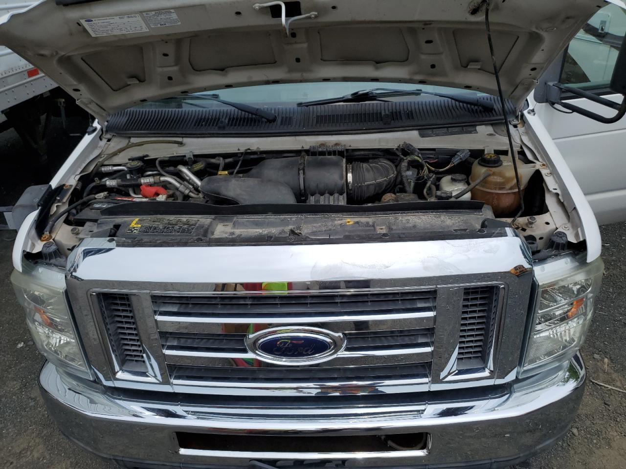 2011 Ford E-350 Cutaway VIN: 1FDEE3FS9BDB14653 Lot: 43276235