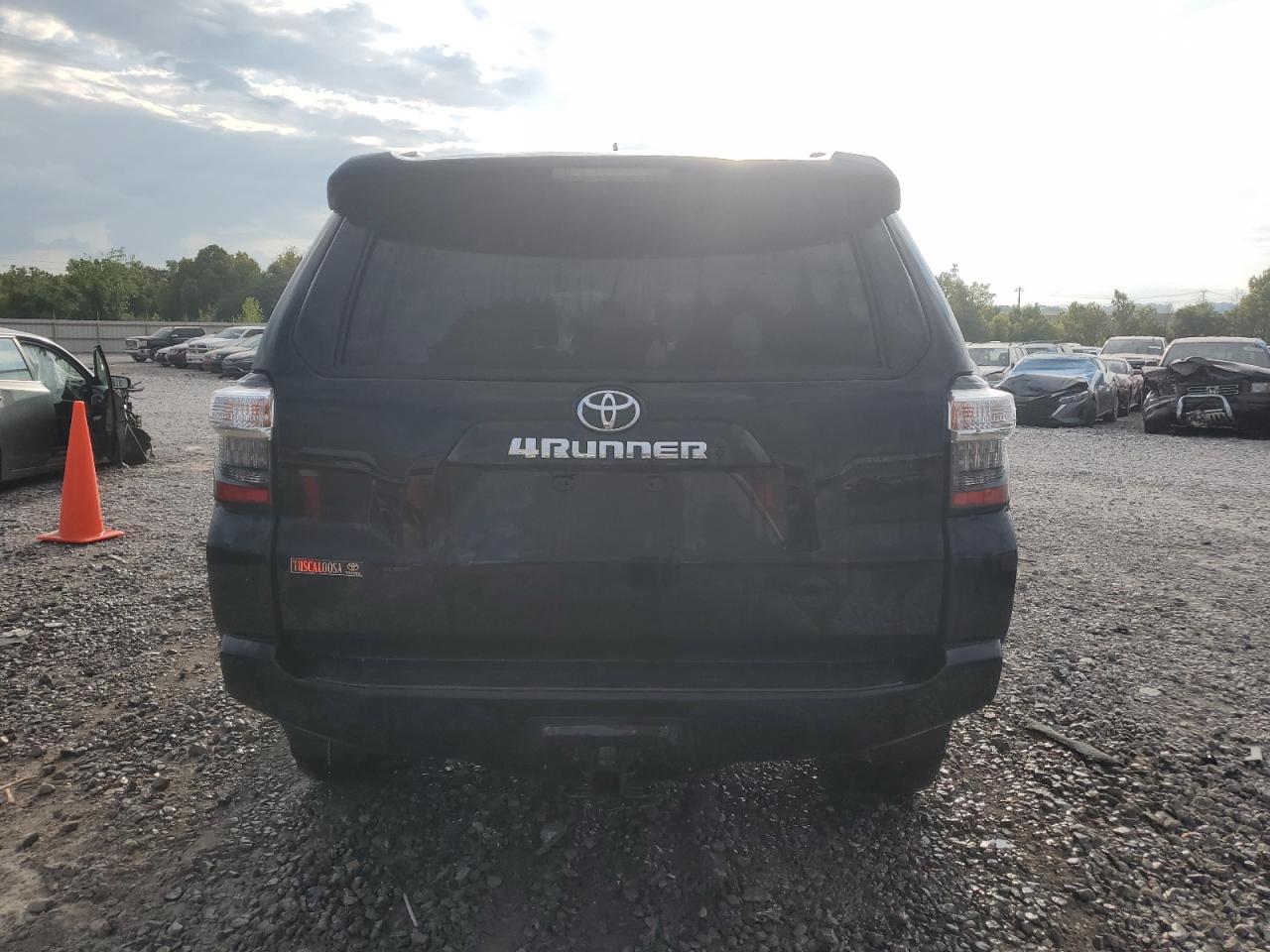 2021 Toyota 4Runner Sr5 VIN: JTEFU5JR2M5250269 Lot: 71621324