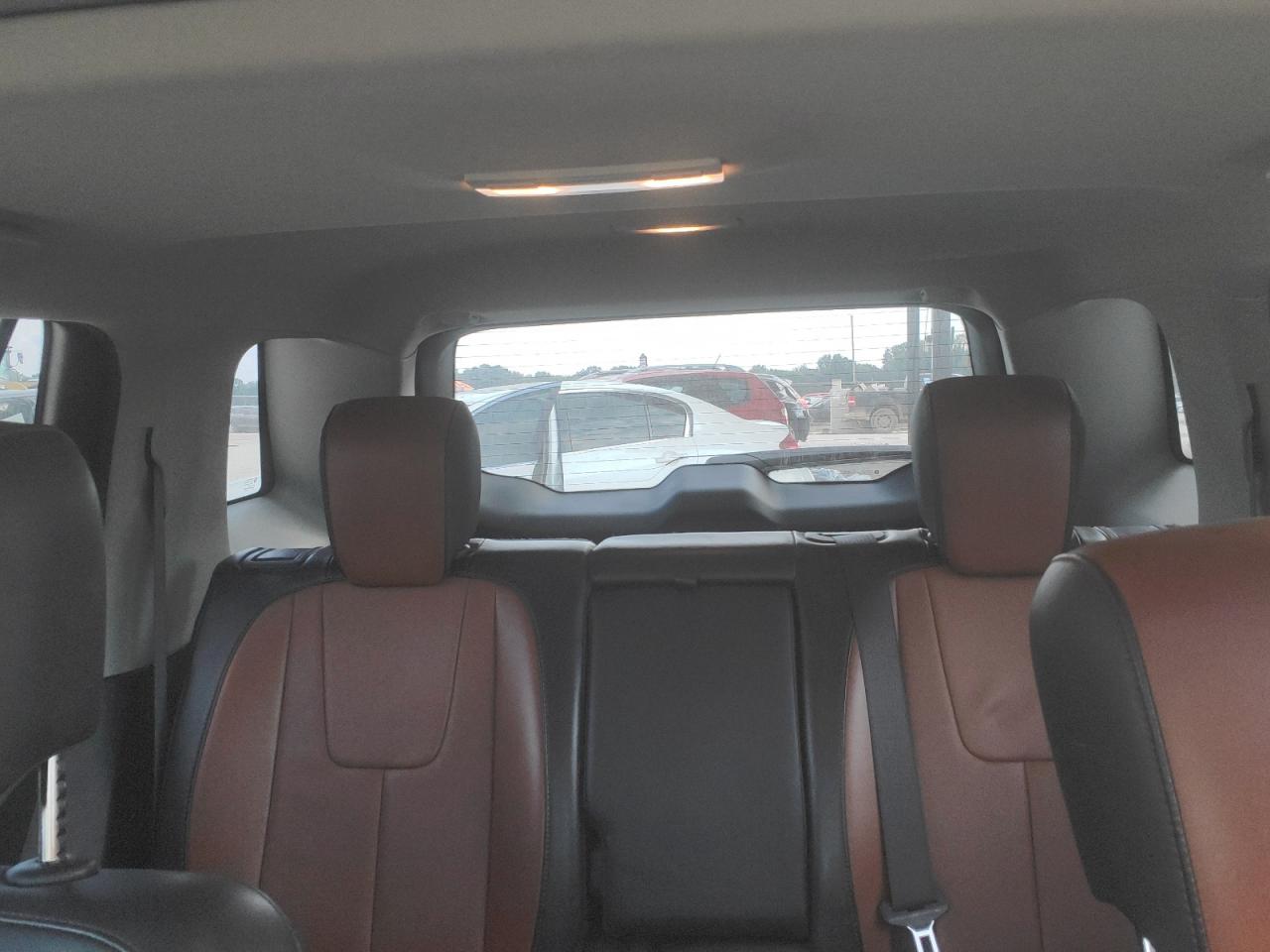 2016 GMC Terrain - Image 10