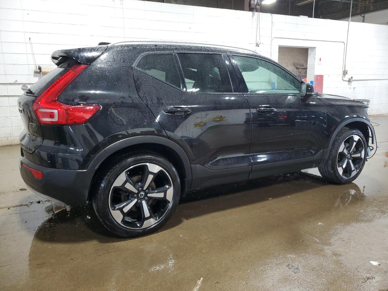 YV4162UK6L2320519 2020 Volvo Xc40 T5 Momentum