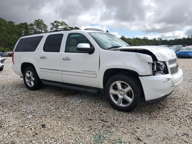  CHEVROLET SUBURBAN 2013 Biały