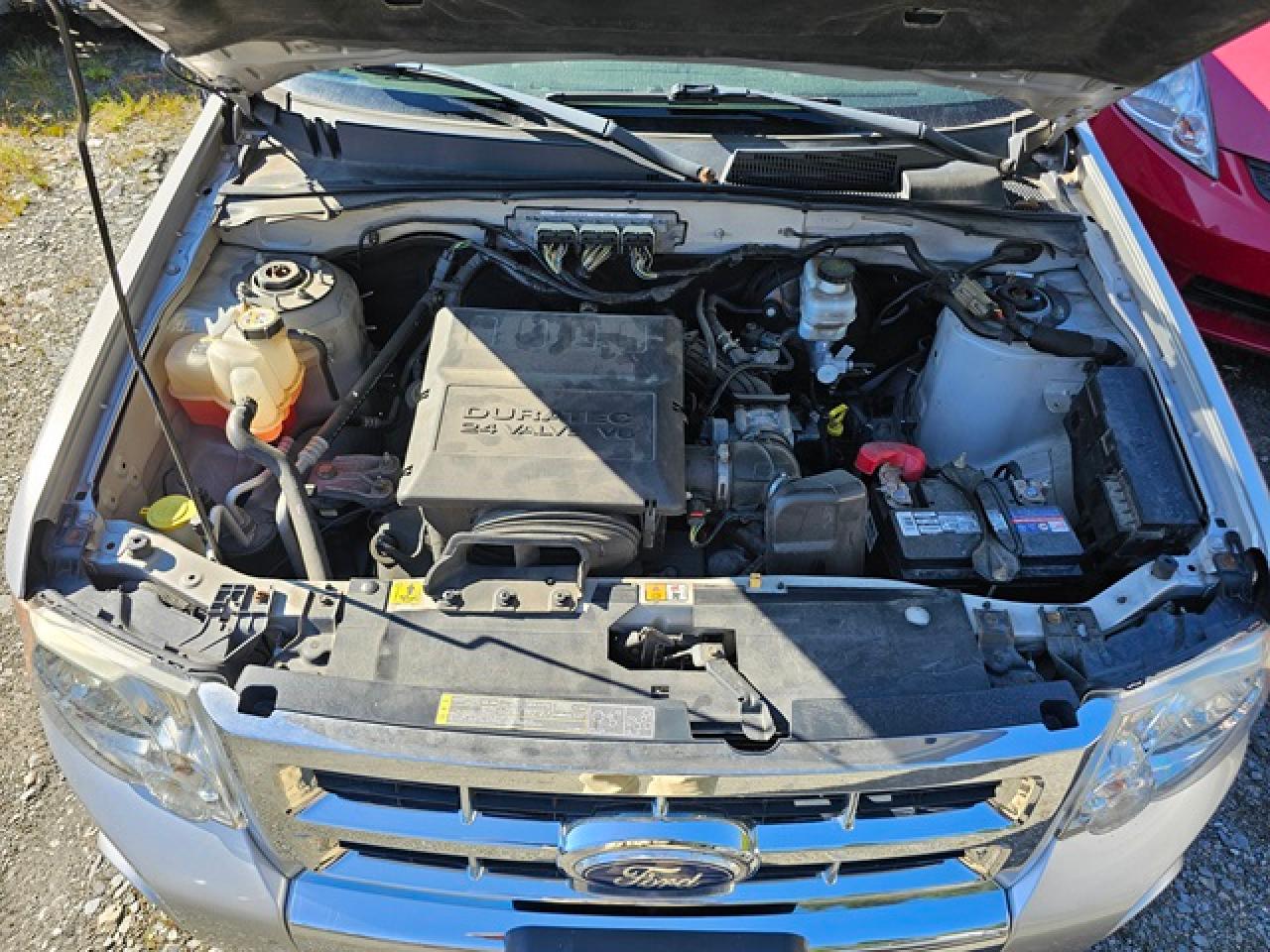 2011 Ford Escape - Image 9