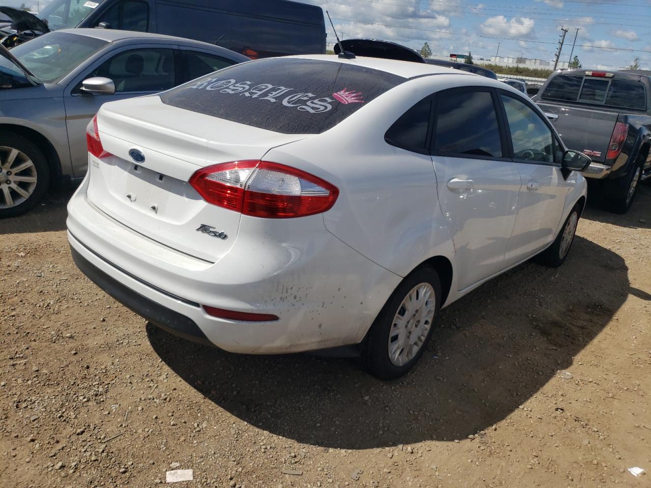 VIN 3FADP4AJ2FM178760 2015 FORD FIESTA no.3