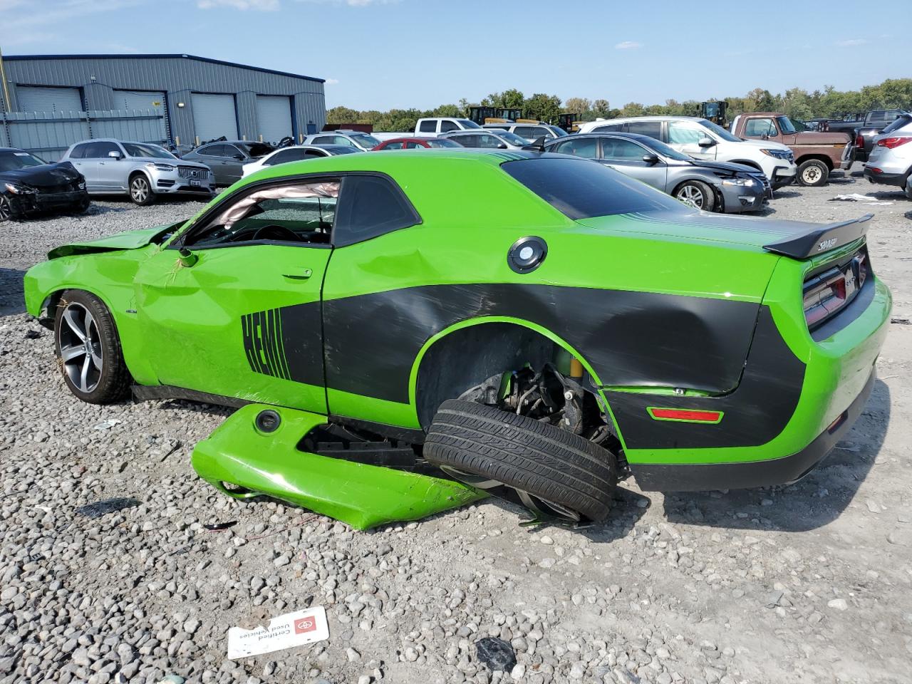 2C3CDZBT4HH617068 2017 DODGE CHALLENGER - Image 2