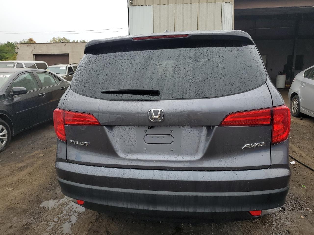 5FNYF6H55JB022132 2018 Honda Pilot Exl