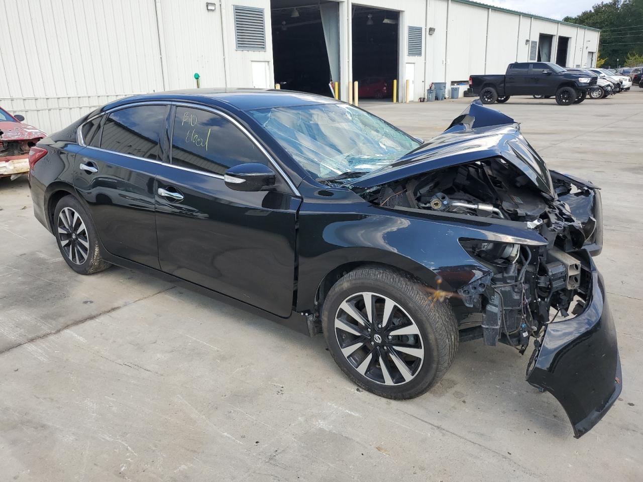 2018 Nissan Altima - Image 4