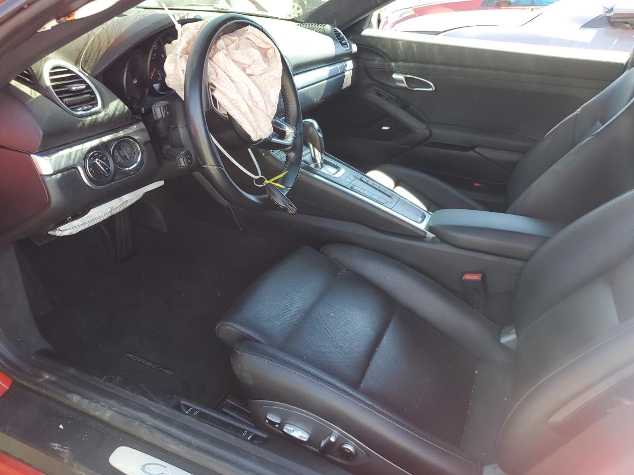 2019 Porsche Cayman - Image 7