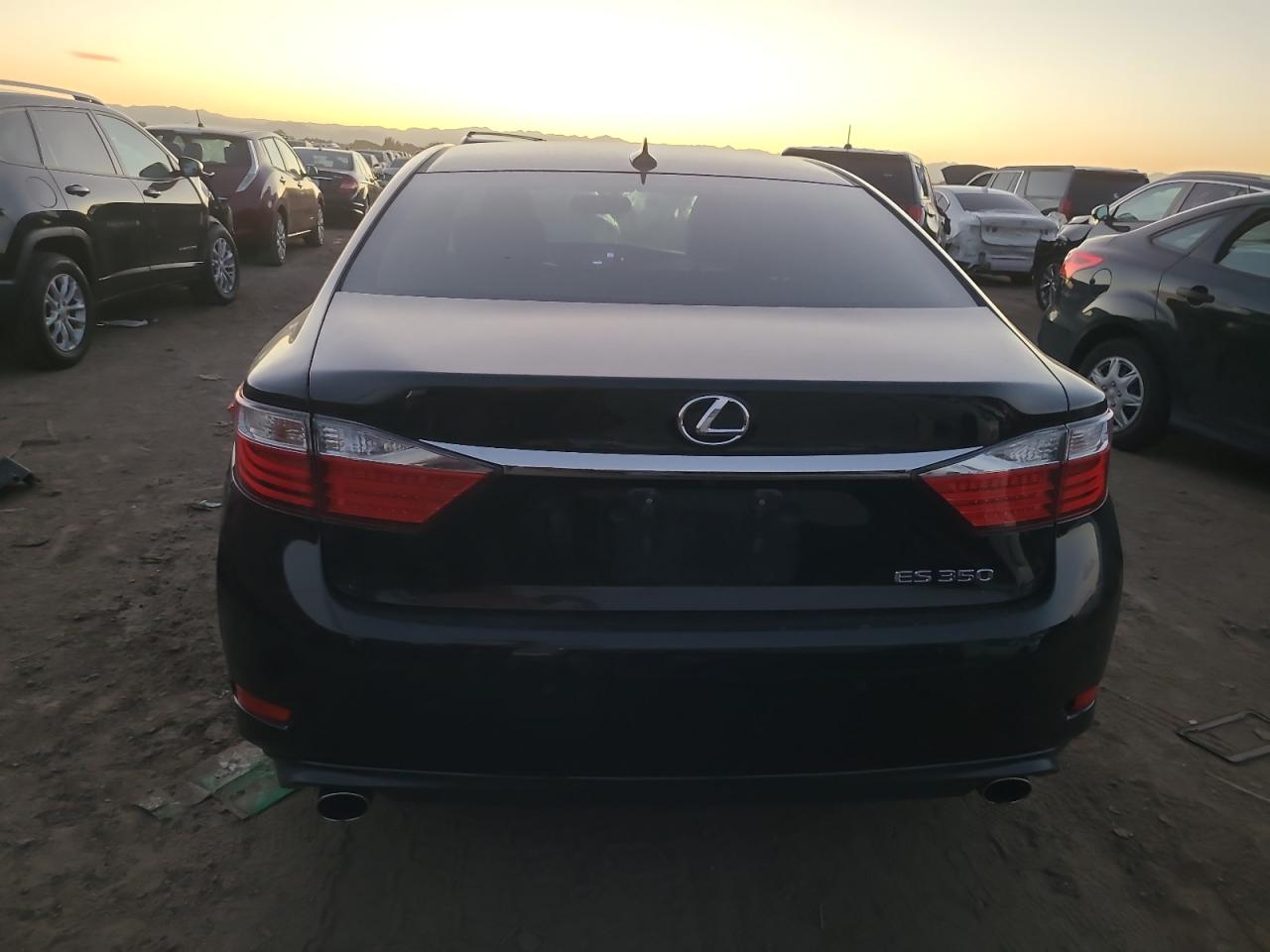 JTHBK1GG6E2104899 2014 Lexus Es 350