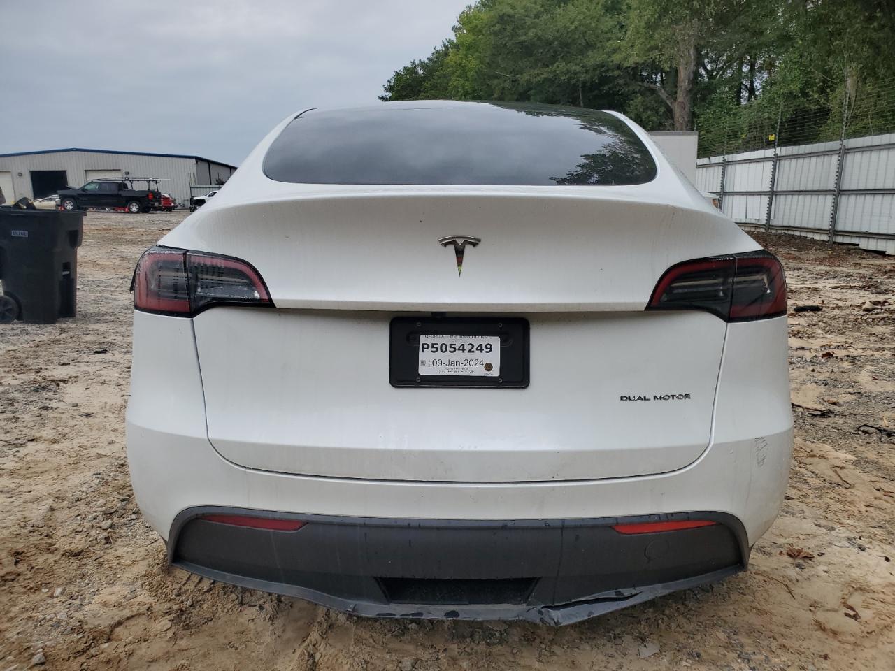 7SAYGDEE8PA187901 2023 Tesla Model Y