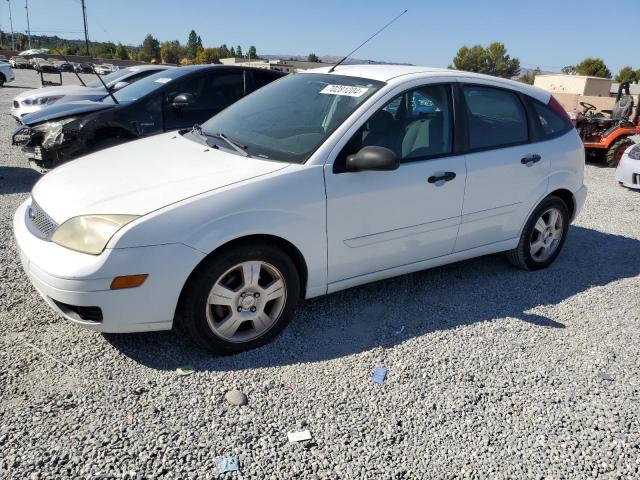 2005 Ford Focus Zx5