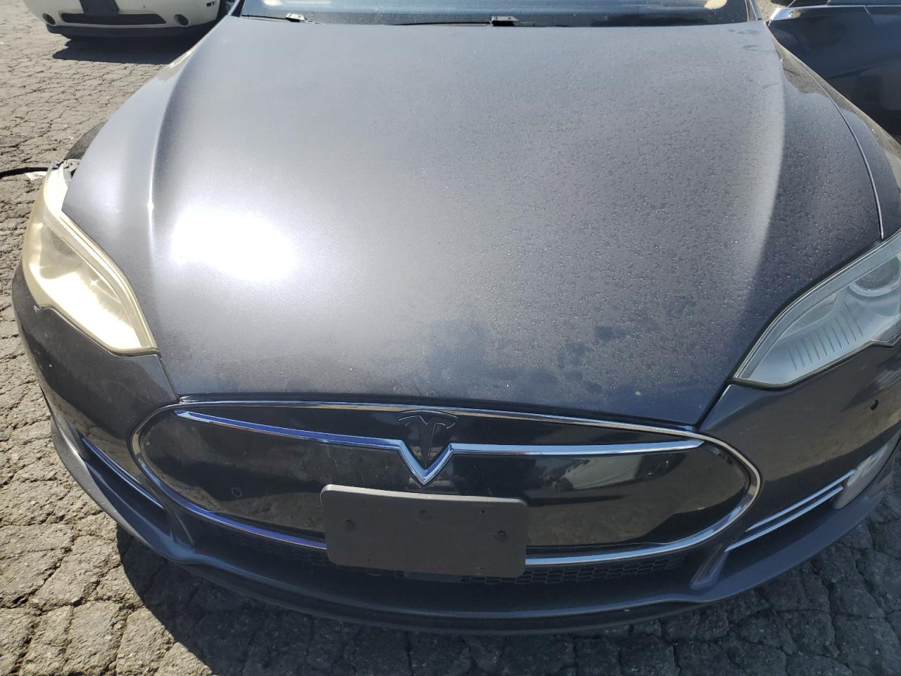 2014 Tesla Model S VIN: 5YJSA1H19EFP61045 Lot: 72474934