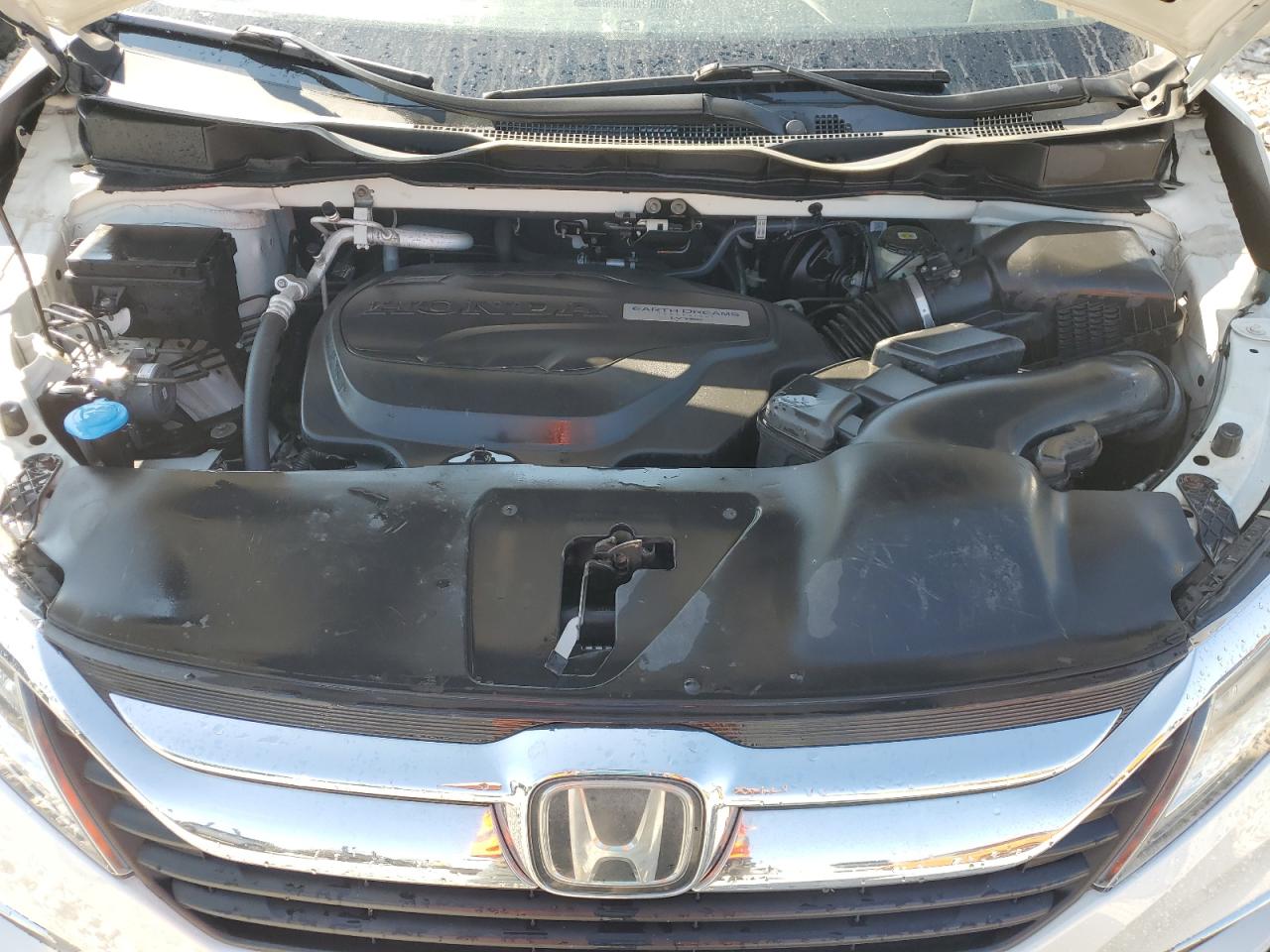 5FNRL6H89JB028071 2018 Honda Odyssey Touring