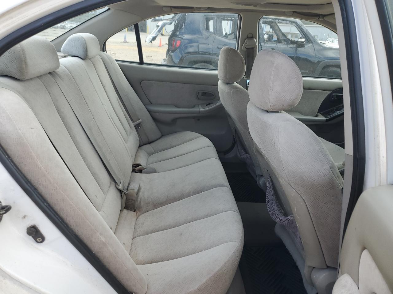 KMHDN46D84U844298 2004 Hyundai Elantra Gls