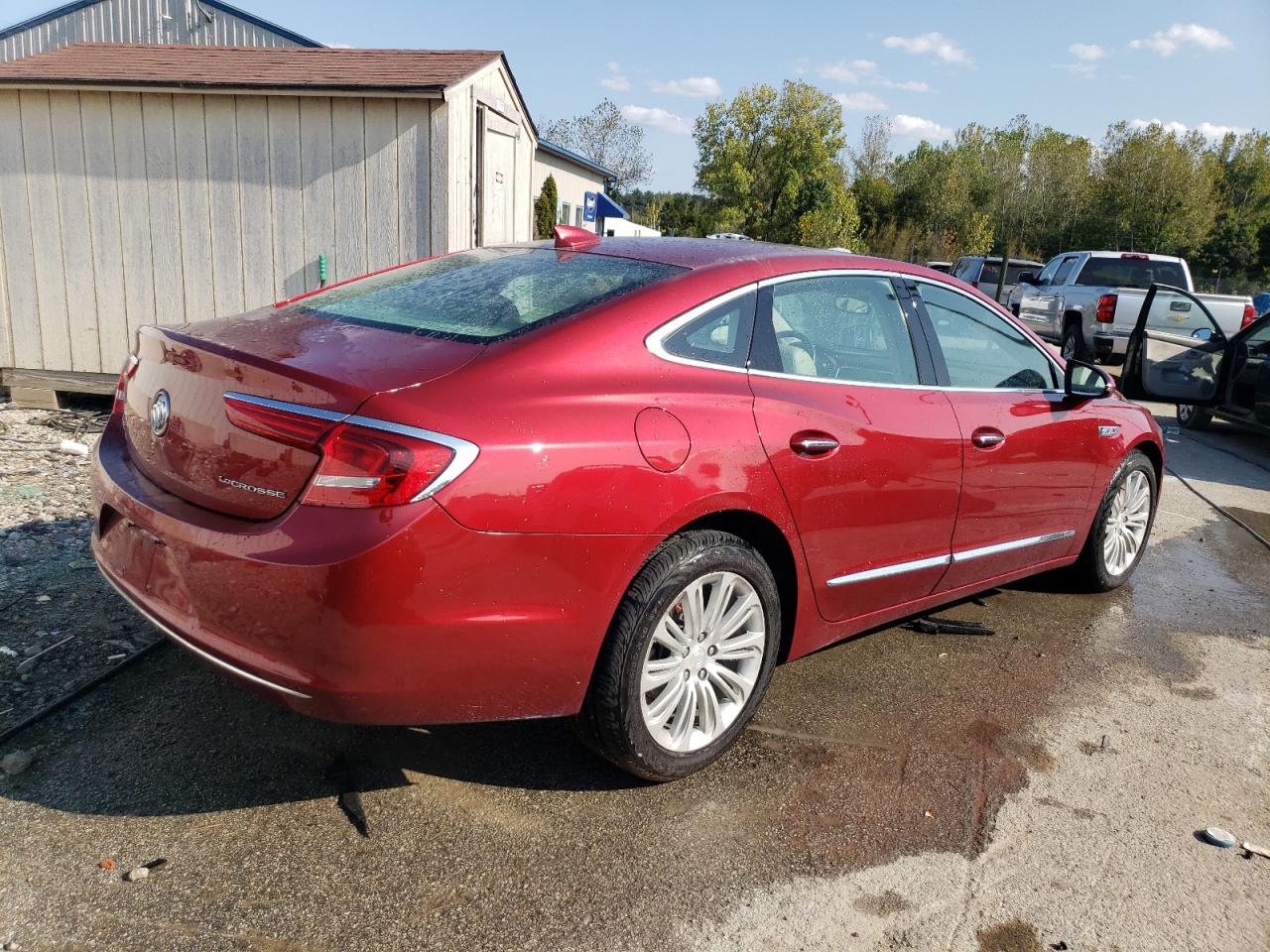 2018 Buick Lacrosse Essence VIN: 1G4ZP5SZ6JU135078 Lot: 71193984