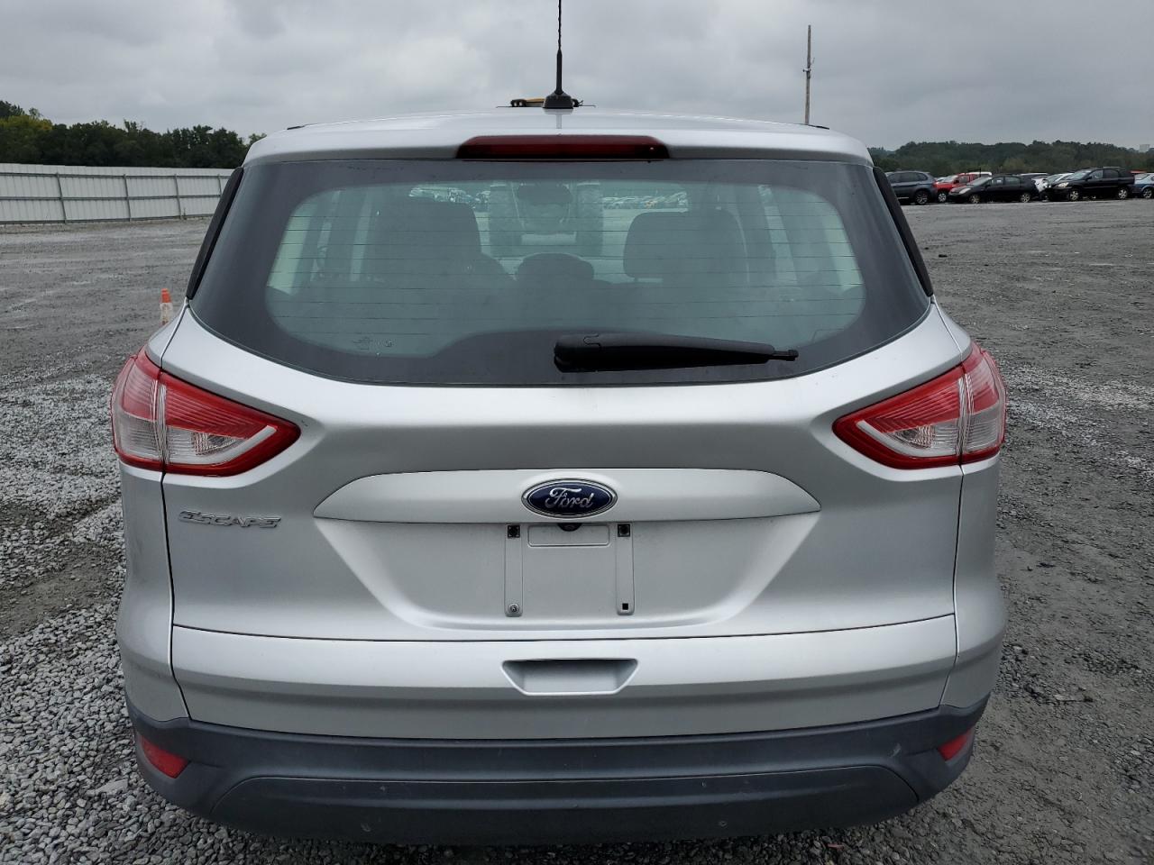 1FMCU0F77EUB05037 2014 Ford Escape S