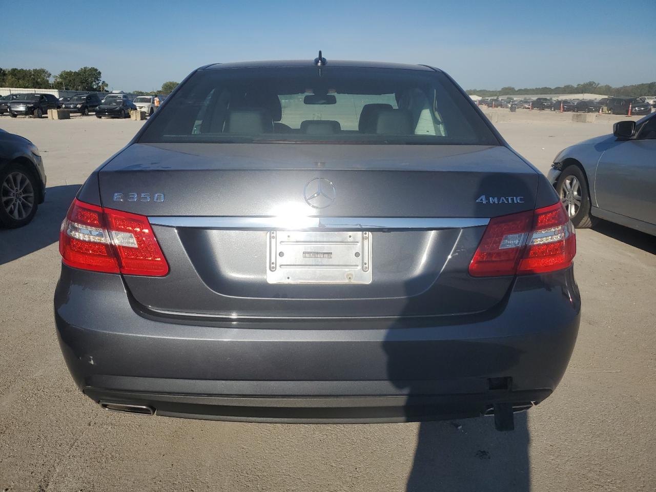 2010 Mercedes-Benz E 350 4Matic VIN: WDDHF8HB3AA102870 Lot: 71377374