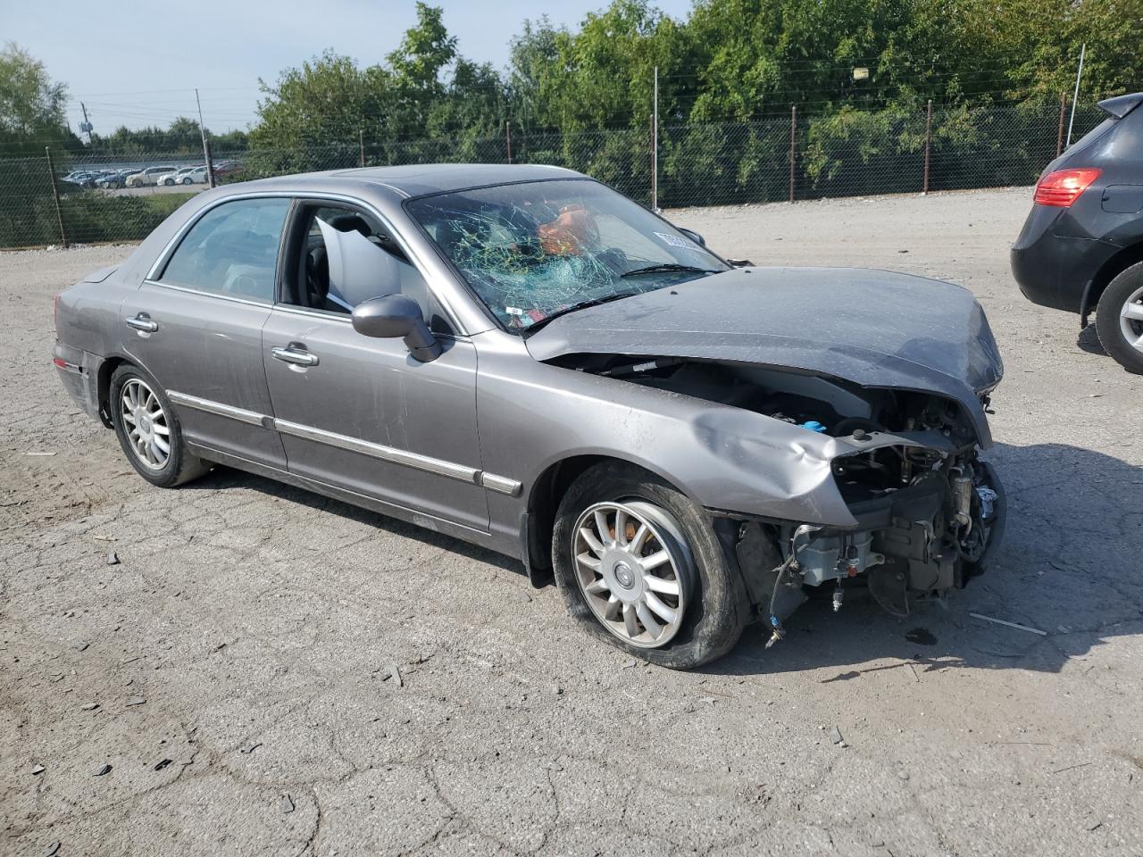 2004 Hyundai Grandeur - Image 4