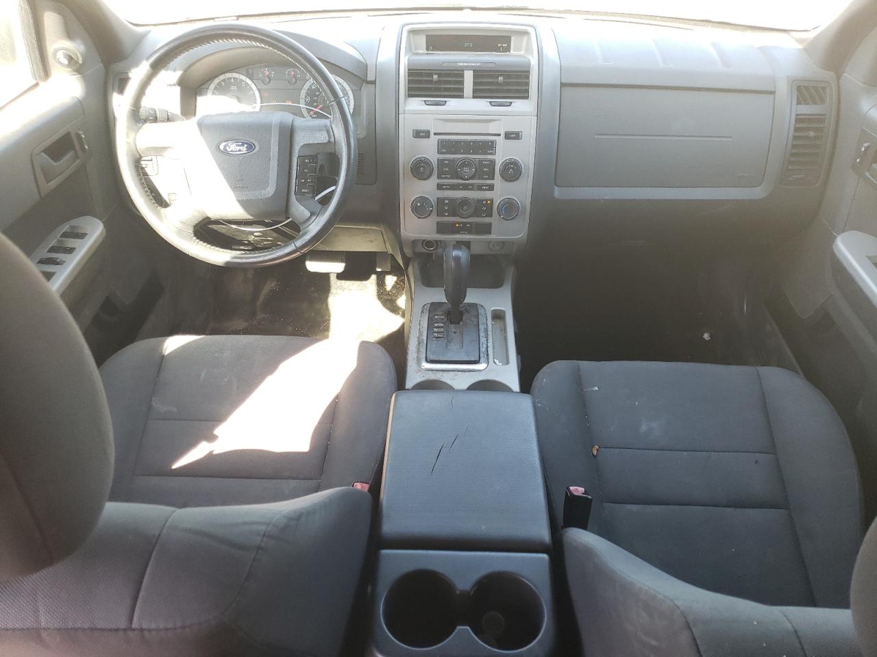 2011 Ford Escape - Image 8