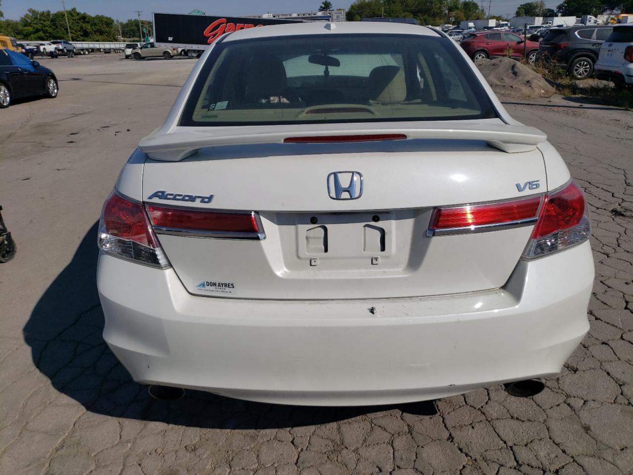 1HGCP3F83BA025707 2011 Honda Accord Exl