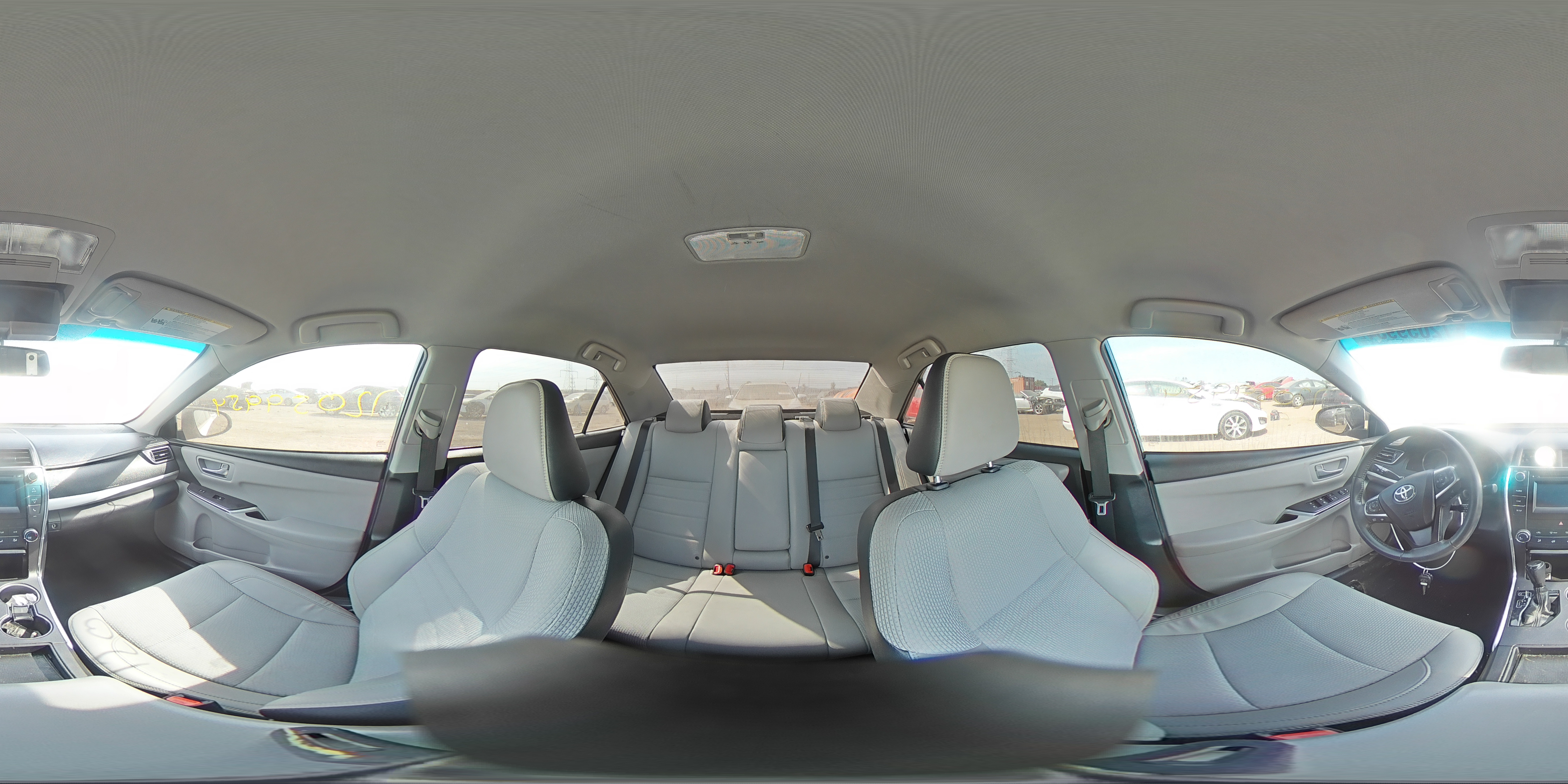 2017 Toyota Camry - Image 12