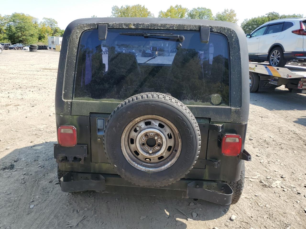 1992 Jeep Wrangler / Yj S VIN: 2J4FY19P7NJ557227 Lot: 71893724