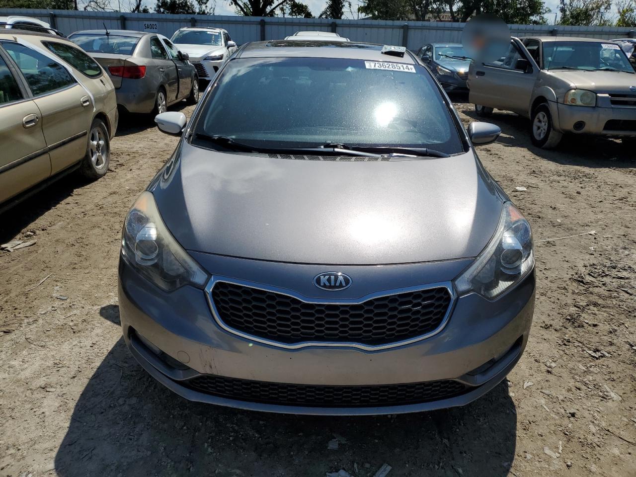 2016 Kia Forte - Image 5