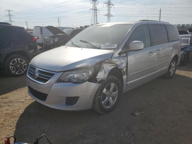 2011 Volkswagen Routan Se