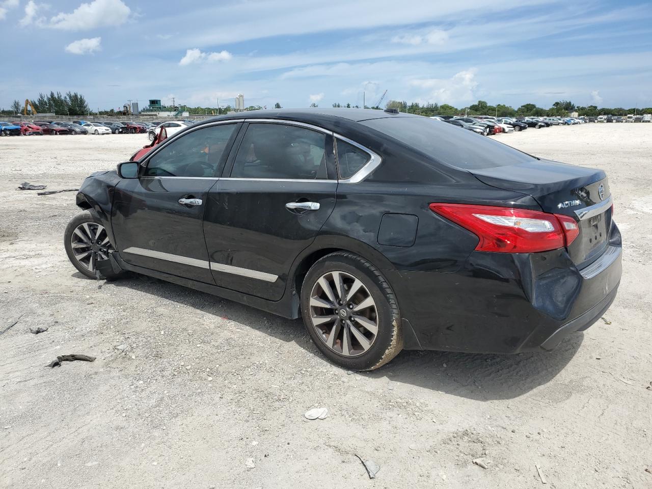 1N4AL3AP7HC251610 2017 NISSAN ALTIMA - Image 2