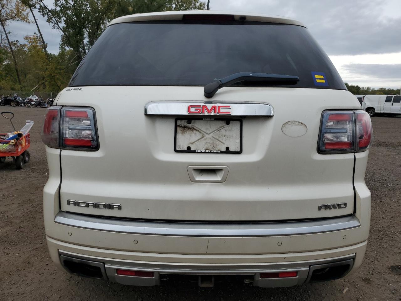 1GKKVTKD5DJ225398 2013 GMC Acadia Denali