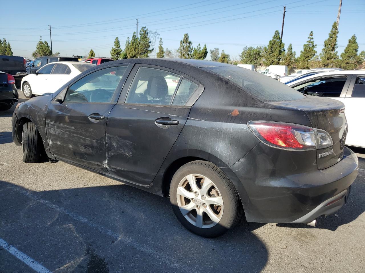 2011 Mazda 3 - Image 2