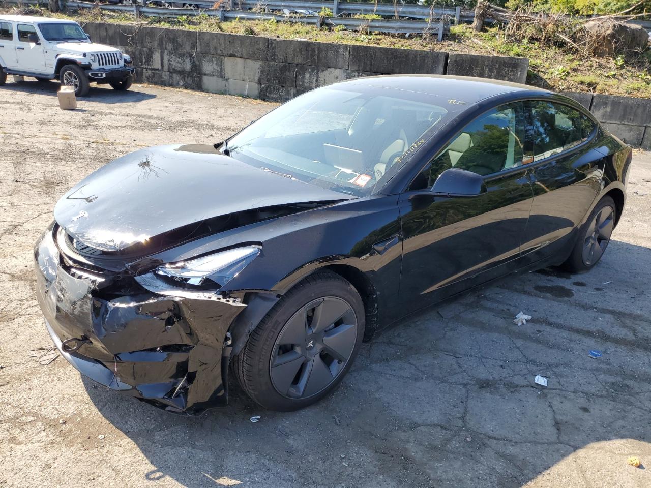 5YJ3E1EA7PF677628 2023 TESLA MODEL 3 - Image 1