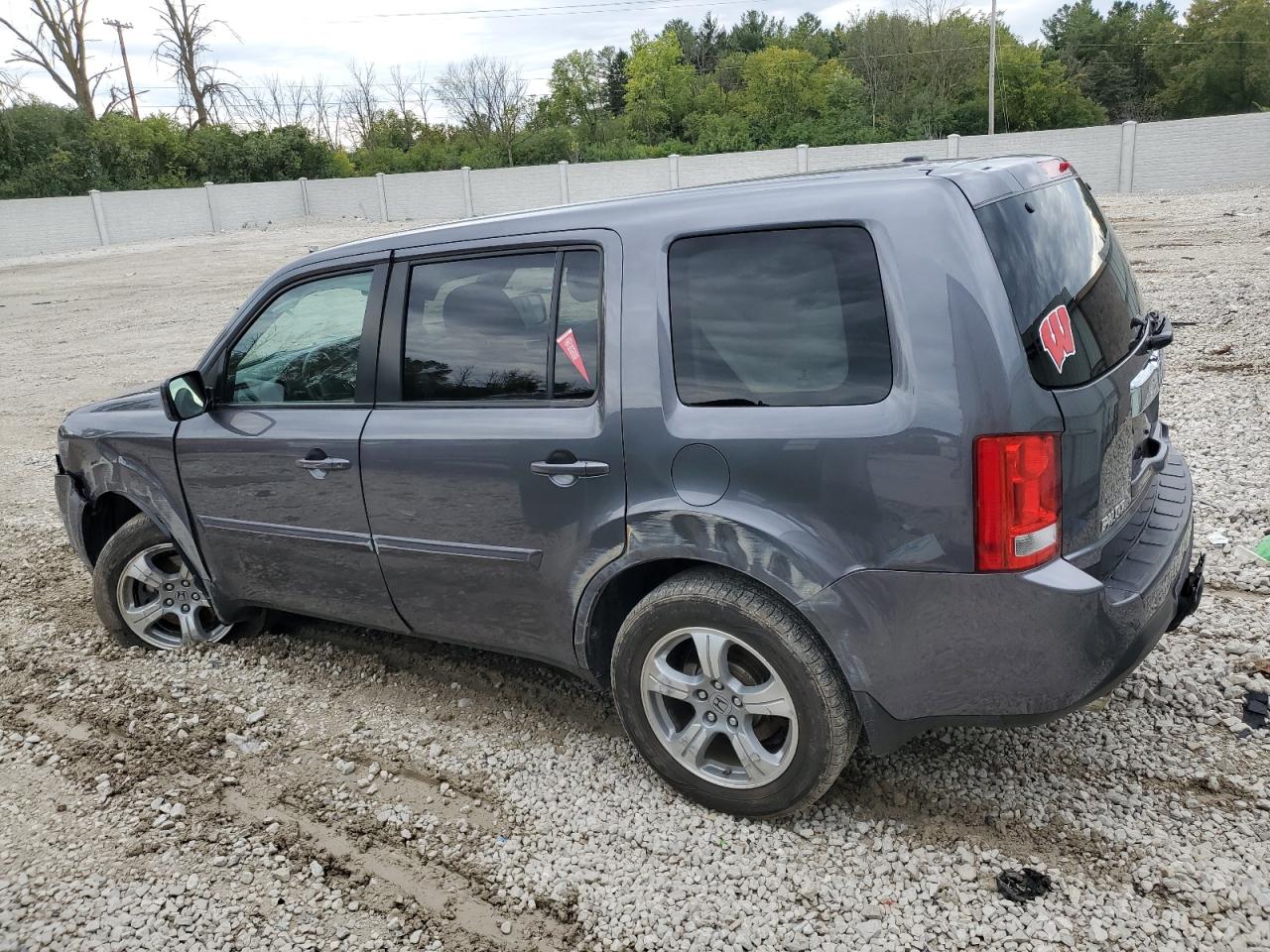 5FNYF4H59FB075881 2015 HONDA PILOT - Image 2