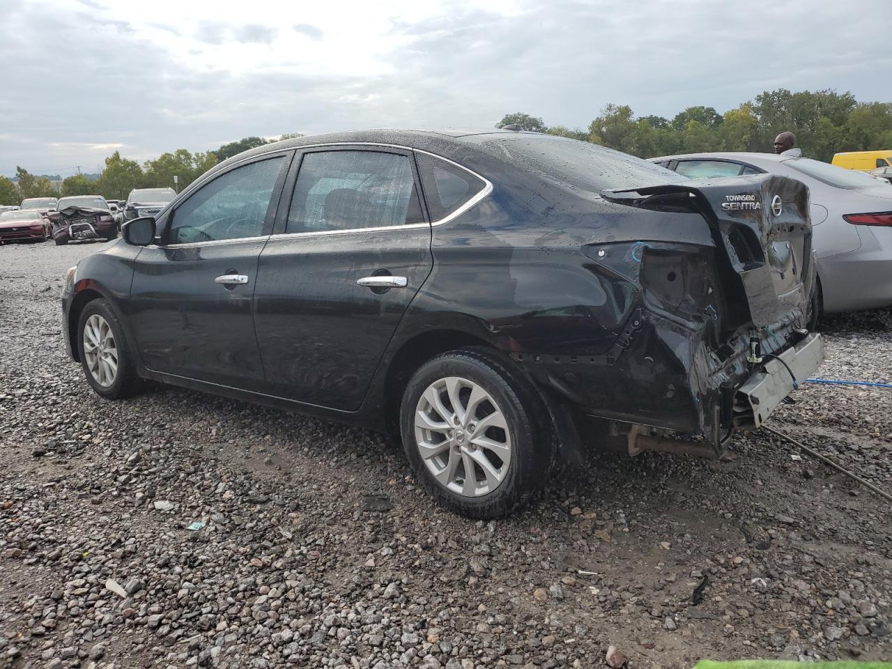 2019 Nissan Sentra - Image 2