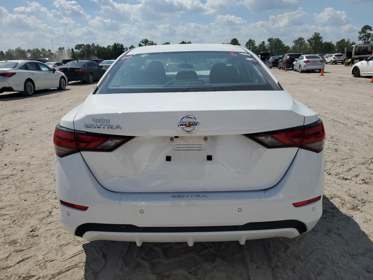 2022 Nissan Sentra - Image 6