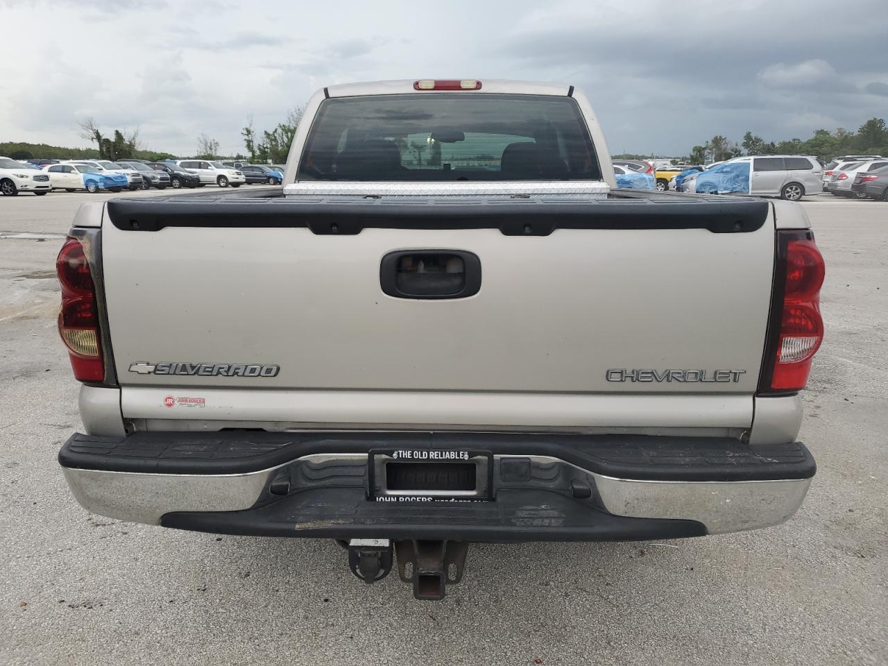 2004 Chevrolet Silverado C1500 VIN: 2GCEC19T441270567 Lot: 69769684