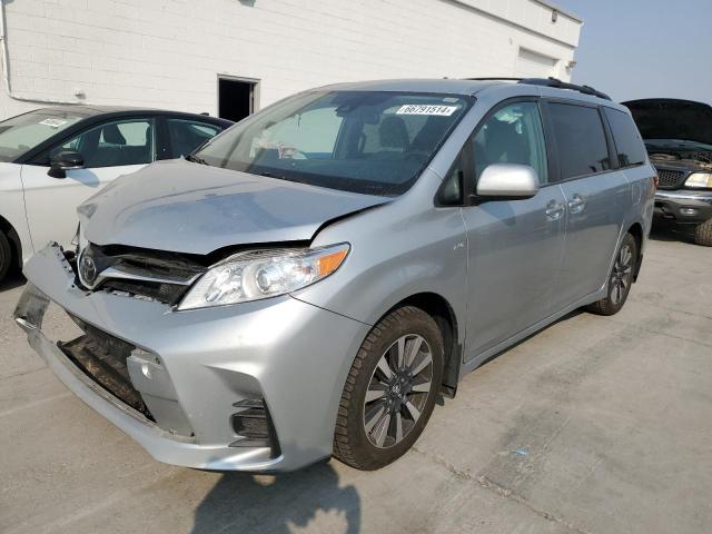 2019 Toyota Sienna Le na sprzedaż w Farr West, UT - Front End