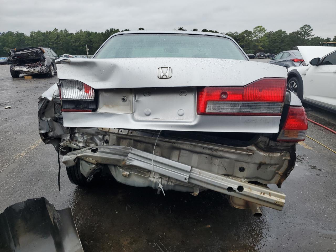 1HGCF86672A145623 2002 Honda Accord Value