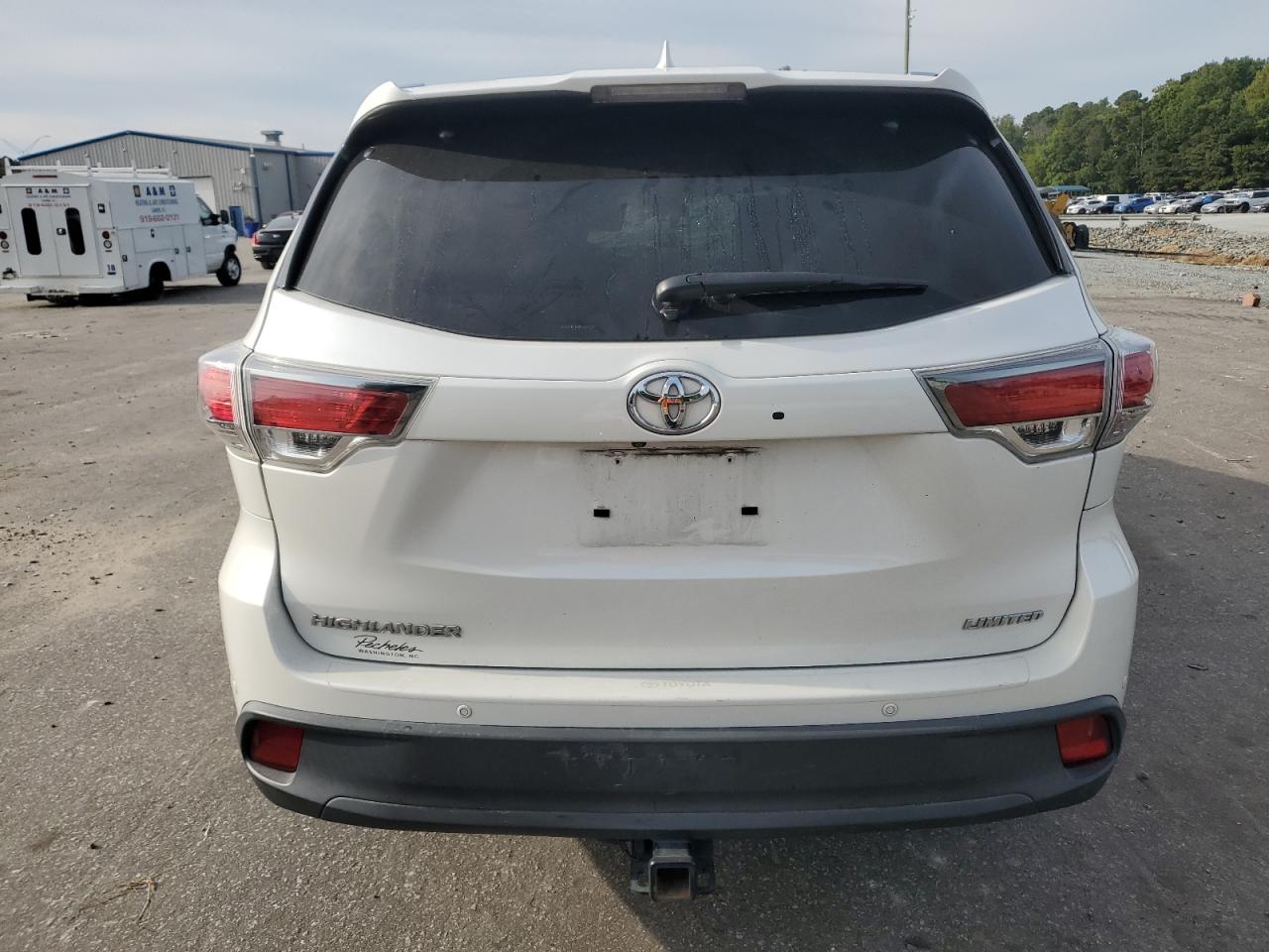 2015 Toyota Highlander Limited VIN: 5TDYKRFH9FS114910 Lot: 70972324