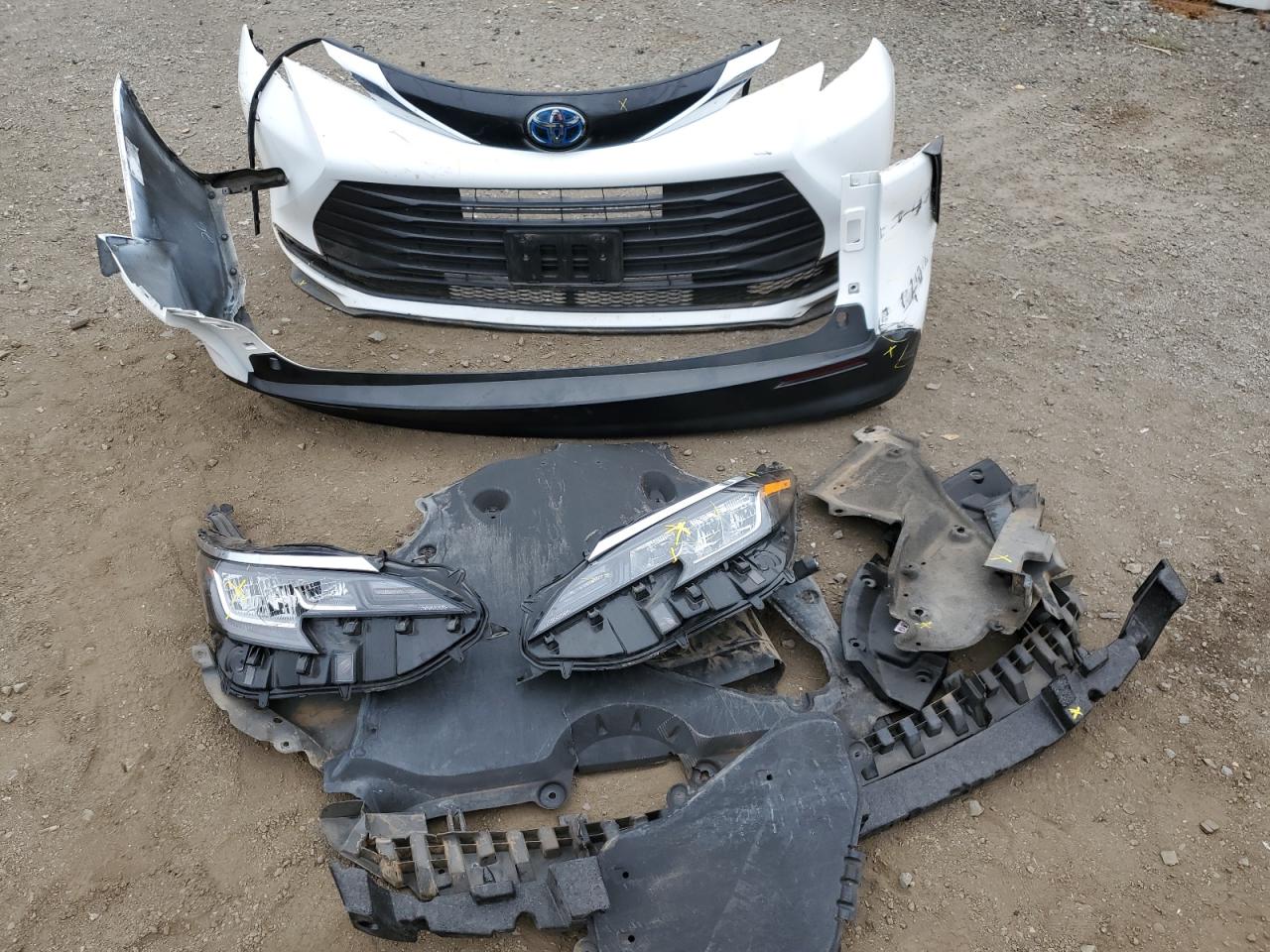 2022 Toyota Sienna Le VIN: 5TDBRKEC8NS131629 Lot: 73546474