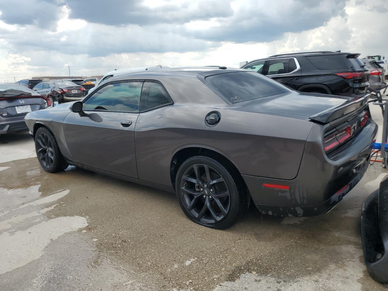 2C3CDZAG9NH156465 2022 DODGE CHALLENGER - Image 2