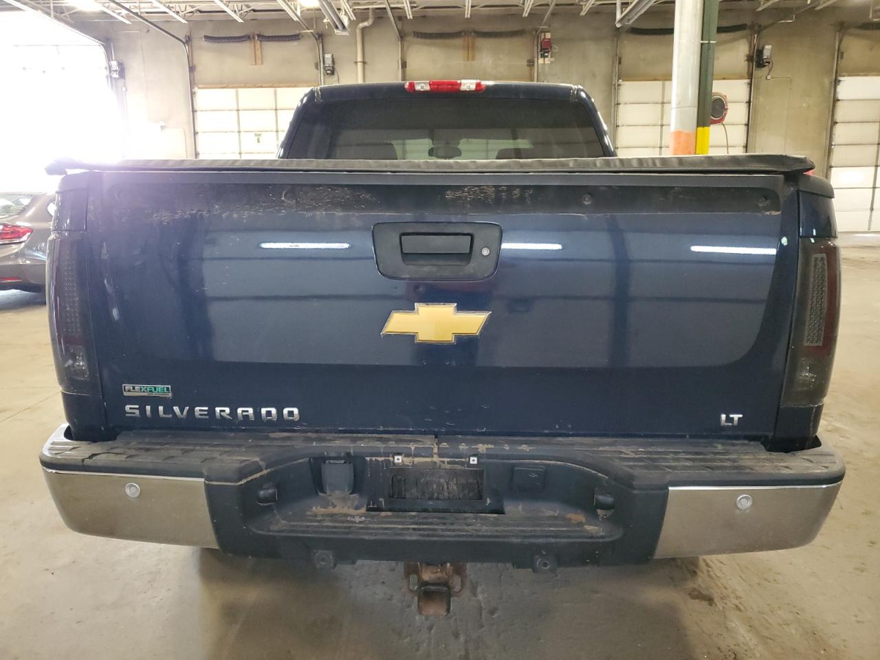 1GCPKSE34BF146845 2011 Chevrolet Silverado K1500 Lt