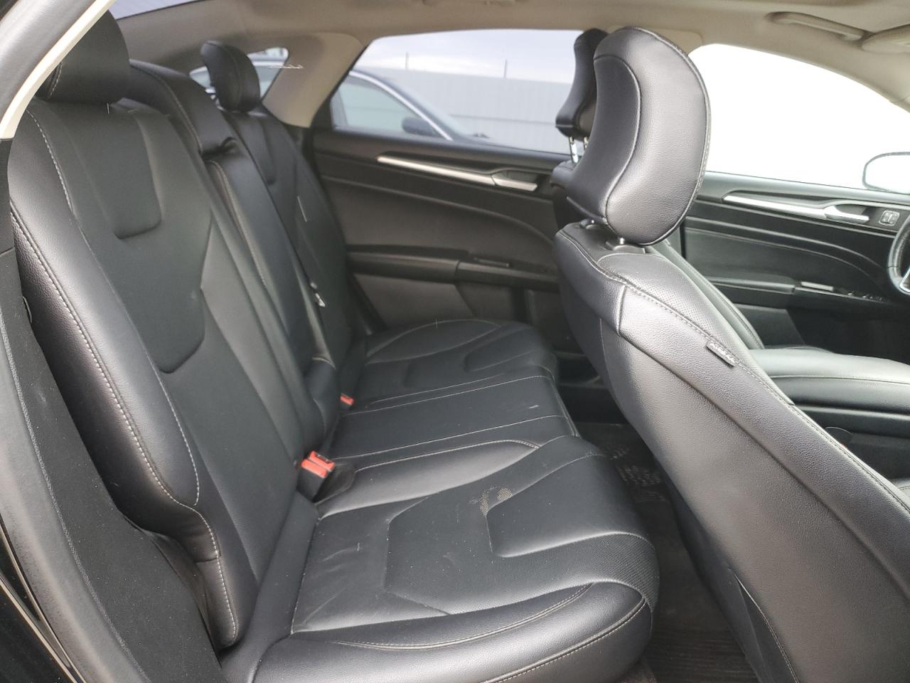 2018 Ford Fusion Titanium/Platinum VIN: 3FA6P0D94JR279362 Lot: 69327364