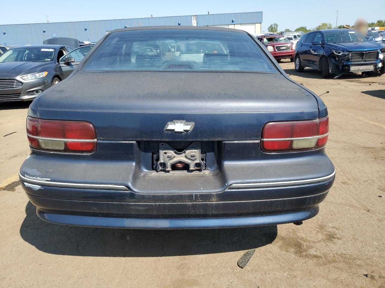 1992 Chevrolet Caprice VIN: 1G1BL537XNW147963 Lot: 69561254