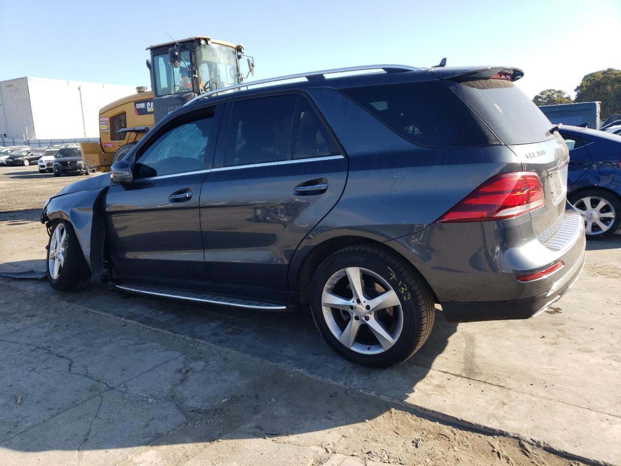 VIN 4JGDA5HB4GA672340 2016 MERCEDES-BENZ GLE-CLASS no.2