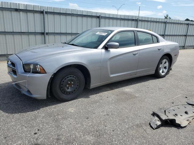 Sedans DODGE CHARGER 2013 Srebrny