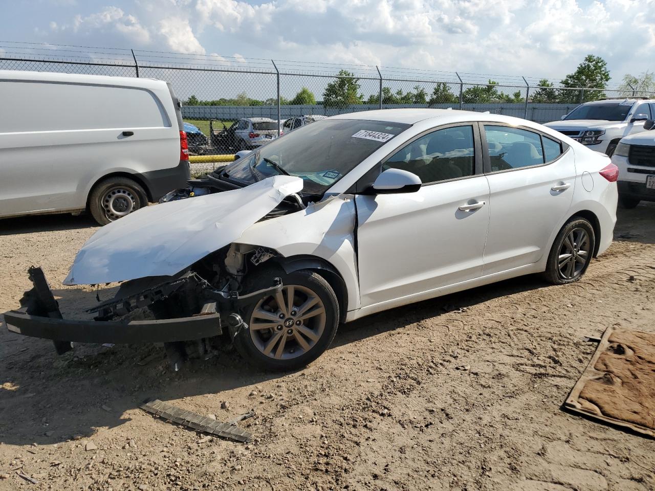 5NPD84LF5HH199059 2017 HYUNDAI ELANTRA - Image 1